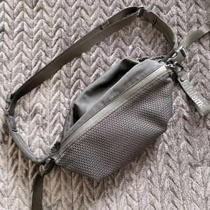 Lululemon All Hours Belt Bag NWOT Black (Cross-body, Fanny Pack, Belt Bag)